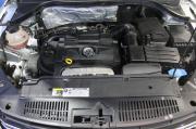 серебряный Volkswagen Tiguan 1.4 MT (150 л.с.) 4WD 2016 фото 10