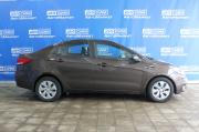 коричневый Kia Rio 1.6 AT (123 л.с.) 2016 фото 7