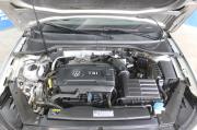 серебряный Volkswagen Passat Alltrack 2.0 AMT (220 л.с.) 4WD 2016 фото 10