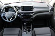 Красный Hyundai Tucson 2.0 AT (150 л.с.) 4WD 2018 фото 8
