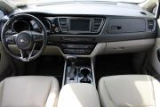 Серый Kia Carnival 2.2d AT (202 л.с.) 2018 фото 8