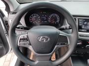 белый Hyundai Solaris 1.6 AT (123 л.с.) 2022 фото 15