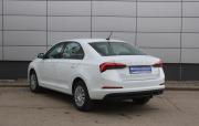 Белый Skoda Rapid 1.6 AT (110 л.с.) 2020 фото 7