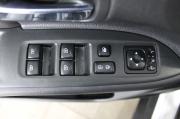 белый Mitsubishi Outlander 2.0 CVT (146 л.с.) 2021 фото 12
