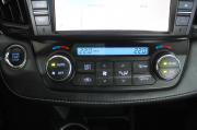 синий Toyota RAV4 2.0 CVT (146 л.с.) 4WD 2018 фото 22