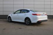 Белый Kia Optima 2.0 MT (150 л.с.) 2018 фото 7