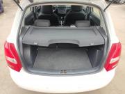 белый Skoda Fabia 1.2 MT (70 л.с.) 2013 фото 8
