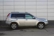 Серый Nissan X-Trail 2.0 MT (140 л.с.) 4WD 2005 фото 3