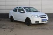 Белый Chevrolet Aveo 1.4 MT (101 л.с.) 2011 фото 2