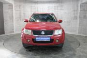 Красный Suzuki Grand Vitara 2.0 MT (140 л.с.) 4WD 2010 фото 1