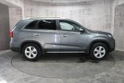 Серый Kia Sorento 2.4 AT (175 л.с.) 4WD 2014 фото 3