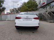 белый Hyundai Solaris 1.6 AT (123 л.с.) 2022 фото 18