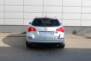 Серебряный Opel Astra 1.4 MT (140 л.с.) 2012 фото 6