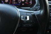 черный Volkswagen Tiguan 2.0 AMT (180 л.с.) 4WD 2019 фото 23