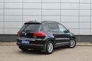 Черный Volkswagen Tiguan 2.0 AT (170 л.с.) 4WD 2014 фото 5