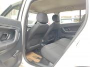 белый Skoda Fabia 1.2 MT (70 л.с.) 2013 фото 10