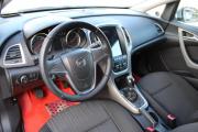 Серебряный Opel Astra 1.4 MT (140 л.с.) 2012 фото 9