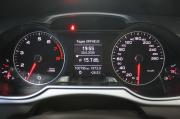синий Audi A4 1.8 CVT (170 л.с.) 2015 фото 17