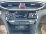 белый Hyundai Santa Fe 2.2d AT (200 л.с.) 4WD 2019 фото 22