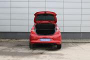 Красный Hyundai Solaris 1.4 AT (107 л.с.) 2014 фото 12