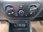 белый Hyundai Solaris 1.6 AT (123 л.с.) 2022 фото 17