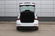 Белый Skoda Rapid 1.6 AT (110 л.с.) 2020 фото 12