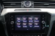 черный Volkswagen Passat 1.8 AMT (180 л.с.) 2018 фото 16