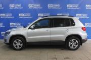 серебряный Volkswagen Tiguan 1.4 MT (150 л.с.) 4WD 2016 фото 5