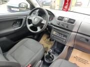 белый Skoda Fabia 1.2 MT (70 л.с.) 2013 фото 19
