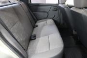 Бежевый Renault Logan 1.4 MT (75 л.с.) 2011 фото 11