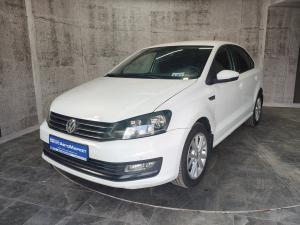 Белый Volkswagen Polo 1.6 MT (110 л.с.) 2016