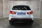 Серебряный Mitsubishi ASX 1.6 MT (117 л.с.) 2011 фото 6