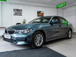 синий BMW 3 серии 318i 2.0 AT (156 л.с.) 2021