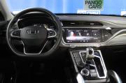 красный Geely Atlas Pro 1.5 AMT (177 л.с.) 4WD 2023 фото 17
