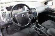Черный SsangYong Kyron 2.0d MT (141 л.с.) 4WD 2011 фото 9