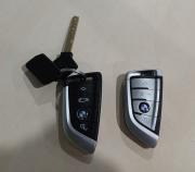 синий BMW 3 серии 318i 2.0 AT (156 л.с.) 2021 фото 30