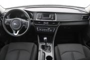 Белый Kia Optima 2.0 MT (150 л.с.) 2018 фото 8