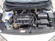 белый Hyundai Solaris 1.6 AT (123 л.с.) 2022 фото 7
