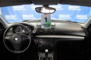 белый BMW 1 серии 116i 1.6 AT (115 л.с.) 2010 фото 16