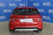 красный Kia Rio X-Line 1.6 AT (123 л.с.) 2020 фото 5