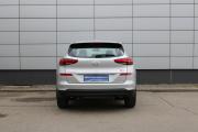 Серый Hyundai Tucson 2.0 AT (150 л.с.) 2020 фото 6