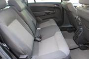 Черный Opel Zafira 1.8 AMT (140 л.с.) 2010 фото 11