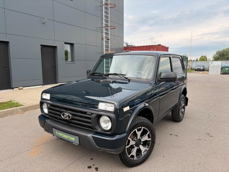 Зеленый Lada (ВАЗ) Niva Legend 1.7 MT (83 л.с.) 4WD 2025