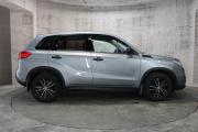 Серый Suzuki Vitara 1.6 AT (117 л.с.) 2018 фото 3