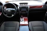 Серый Toyota Camry 2.0 AT (148 л.с.) 2013 фото 8