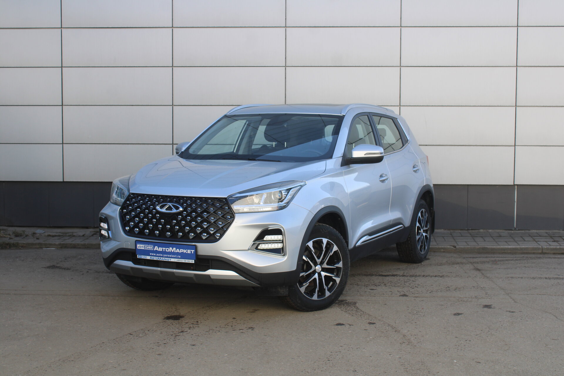 Серебряный Chery Tiggo 4 Pro 1.5 CVT (113 л.с.) 2023