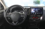 серый Mitsubishi Outlander 2.4 CVT (167 л.с.) 4WD 2018 фото 17