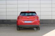 Красный Hyundai Tucson 2.0 AT (150 л.с.) 4WD 2018 фото 6