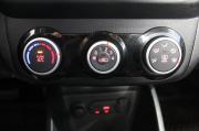 коричневый Kia Rio 1.6 AT (123 л.с.) 2016 фото 19