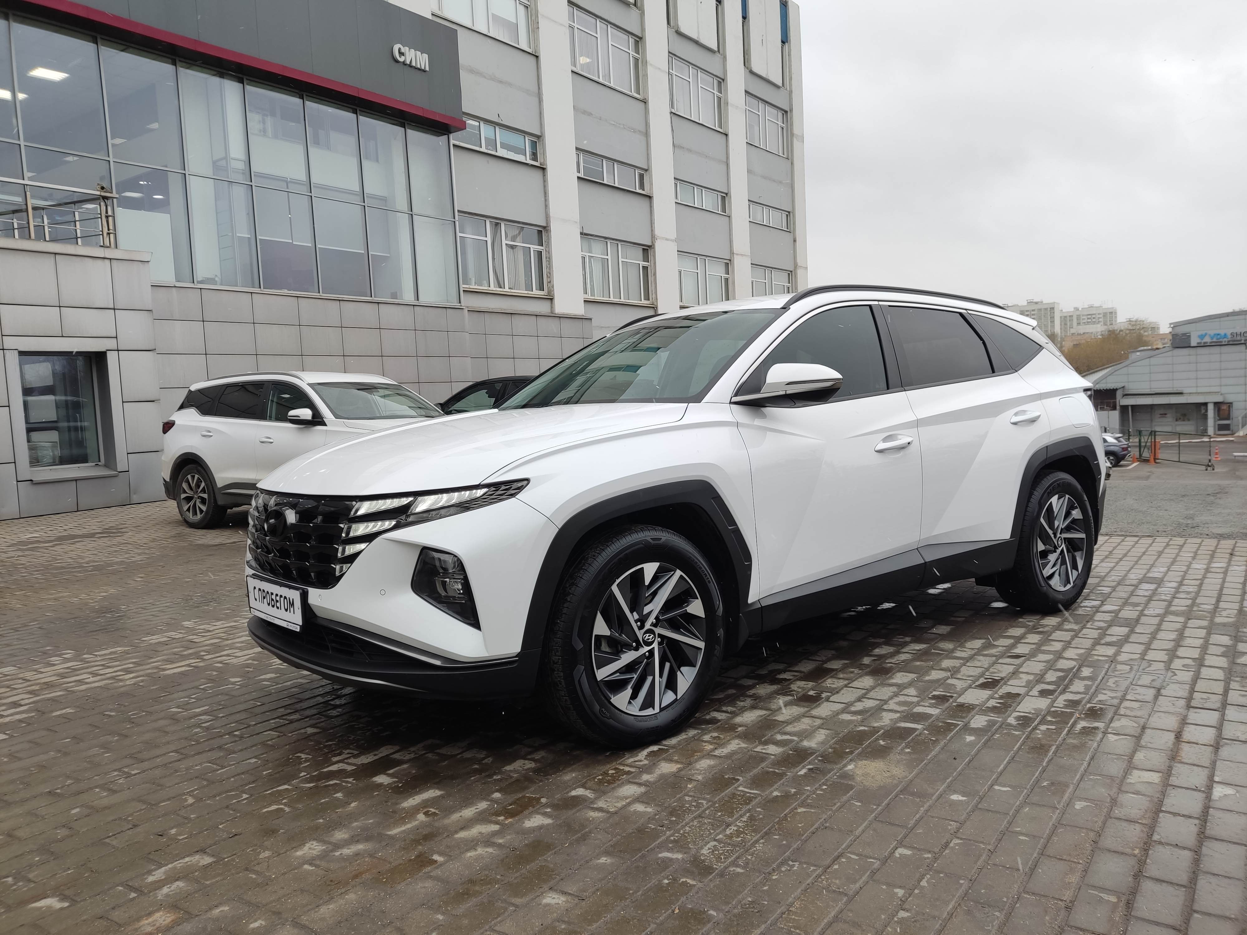 белый Hyundai Tucson 2.0 AT (150 л.с.) 4WD 2021